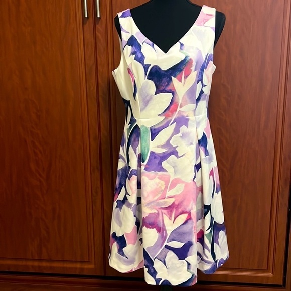 DKNY Purple Pink White Floral Fit and Flare Dress Size 8 - Picture 1 of 9